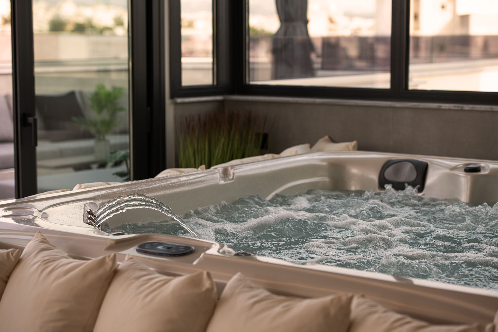 Sectors > Hospitality & Leisure > Hospitality & Leisure > Image 1